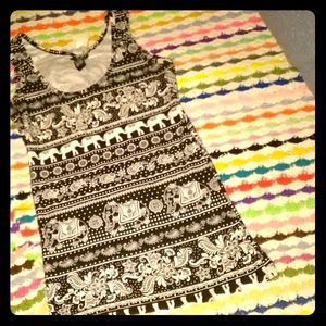 **GREAT CONDITION** Women's Tue 21 Tank Top